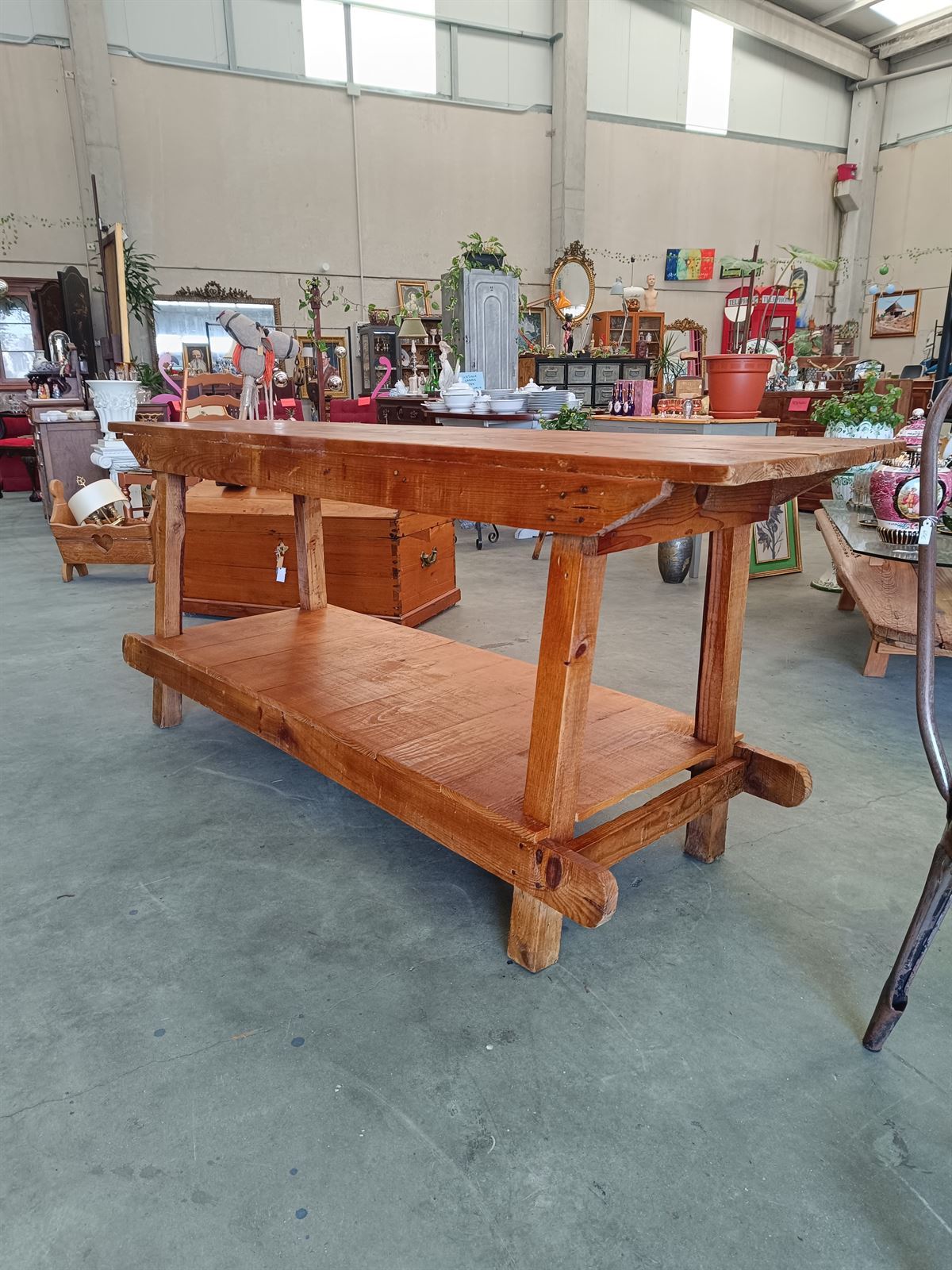 Mesa bancada de trabajo portuguesa - Imagen 1