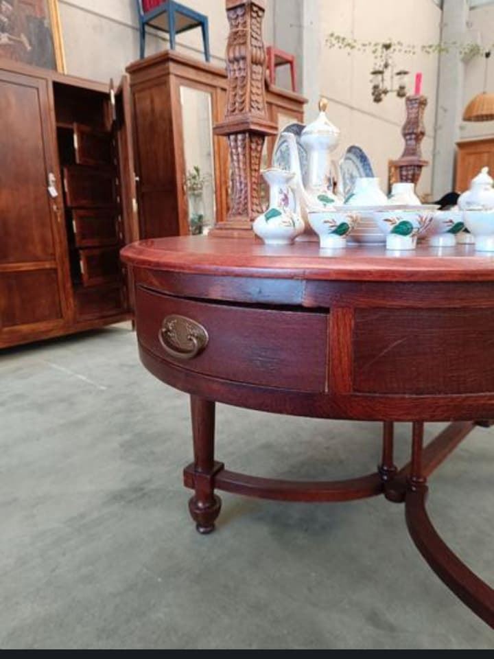 Mesa comedor estilo georgiano - Imagen 5