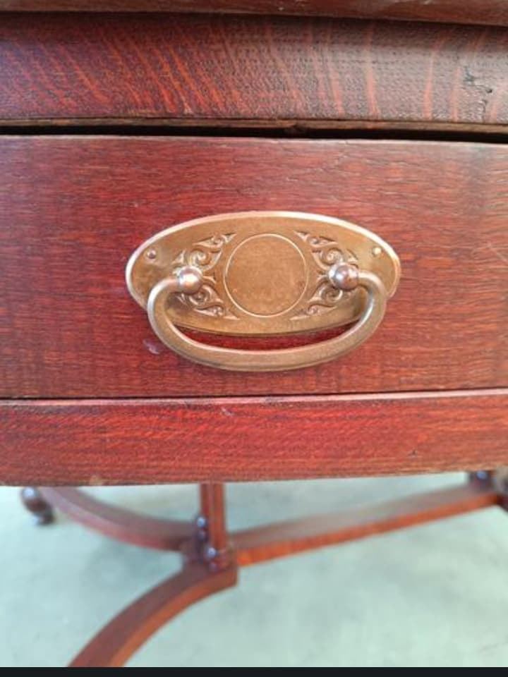 Mesa comedor estilo georgiano - Imagen 8