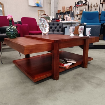 Mesa de centro de madera - Imagen 1