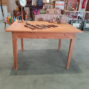Mesa de trabajo rústica de madera - Imagen 2