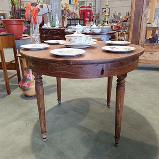 Mesa redonda de castaño años 30 - Imagen 1