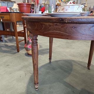 Mesa redonda de castaño años 30 - Imagen 2