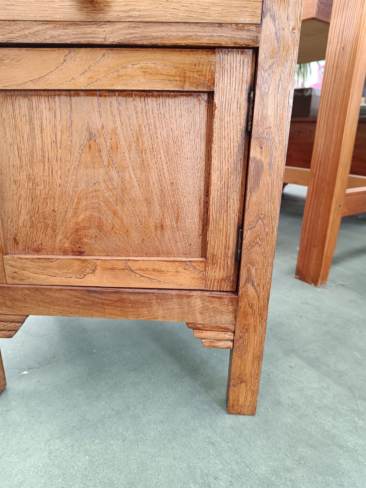 Mesilla ó mesita de madera de castaño - Imagen 3