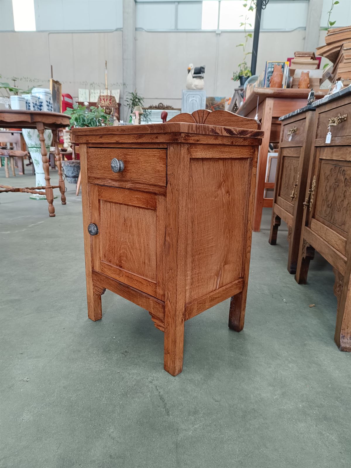 Mesilla ó mesita de madera de castaño - Imagen 7