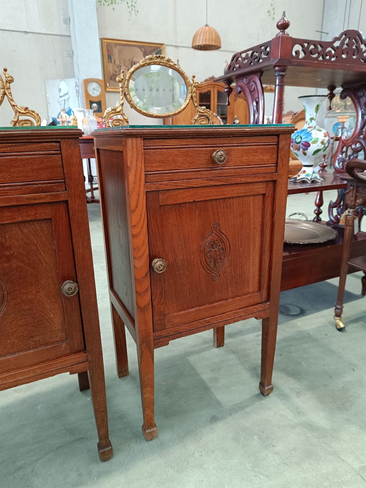 Mesitas de madera estilo Luis XVI - Imagen 3