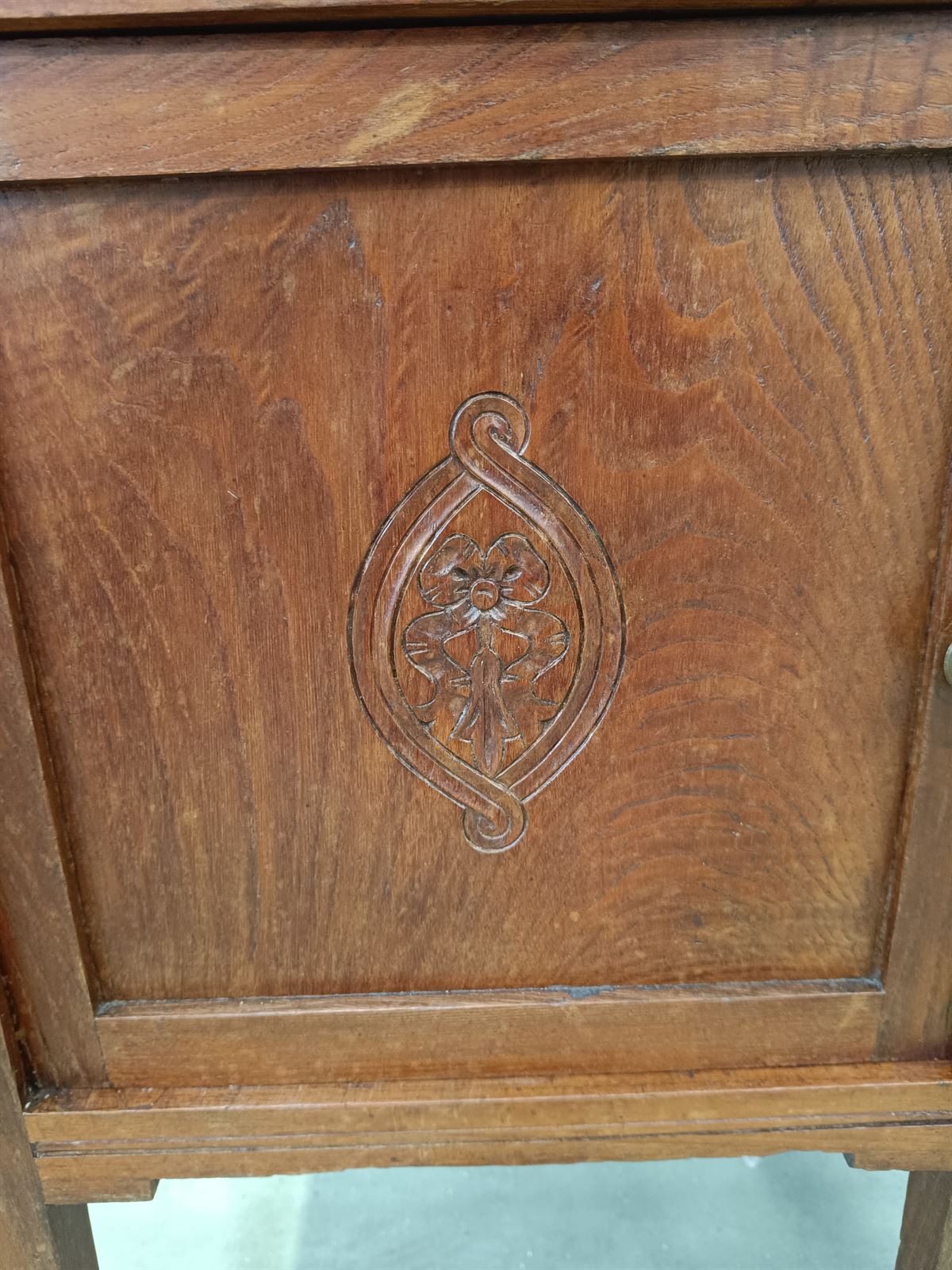 Mesitas de madera estilo Luis XVI - Imagen 4