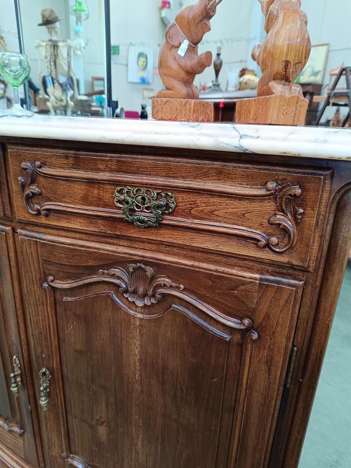 Mueble aparador de madera - Imagen 3