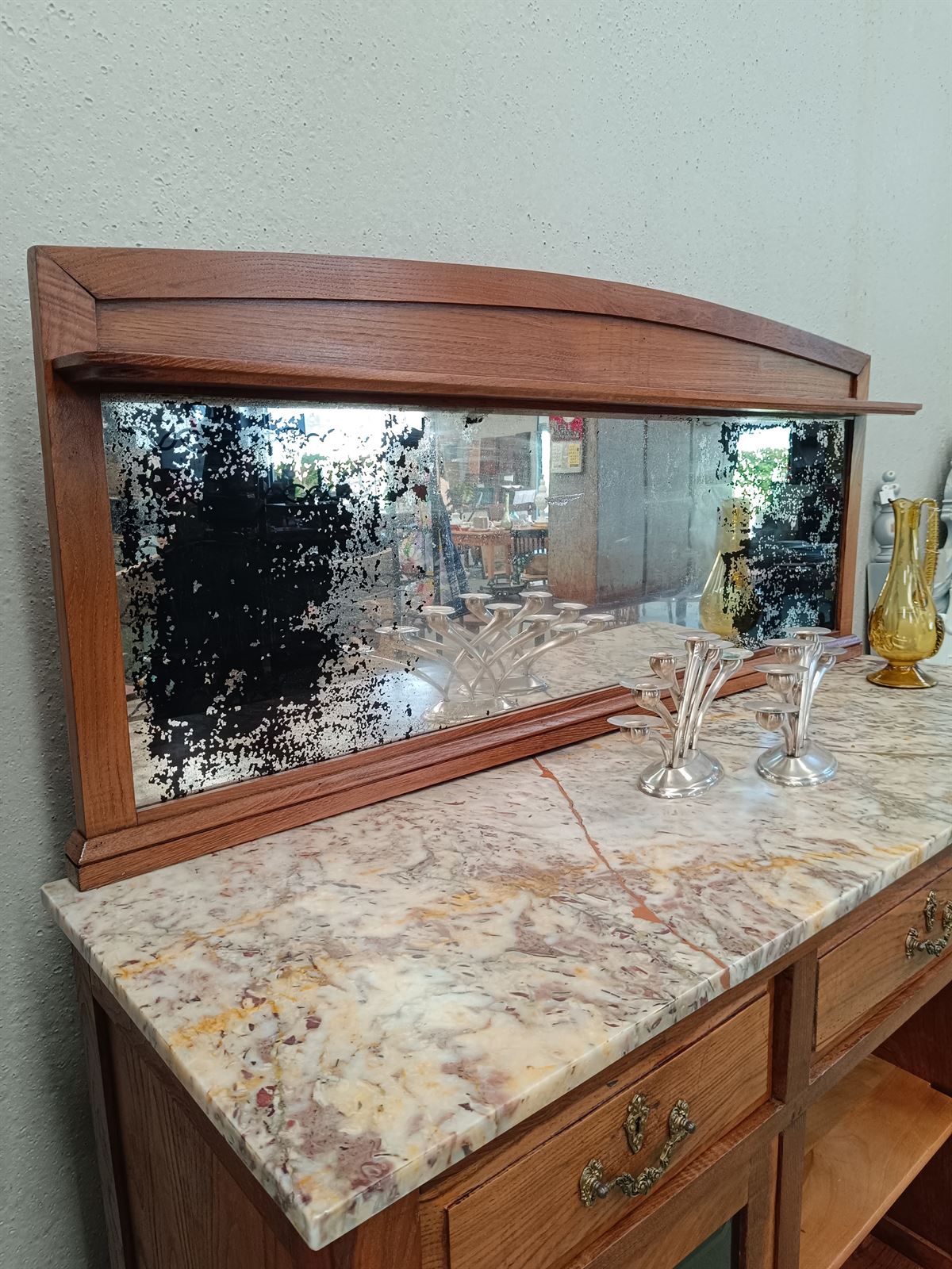 Mueble aparador en madera de castaño - Imagen 6