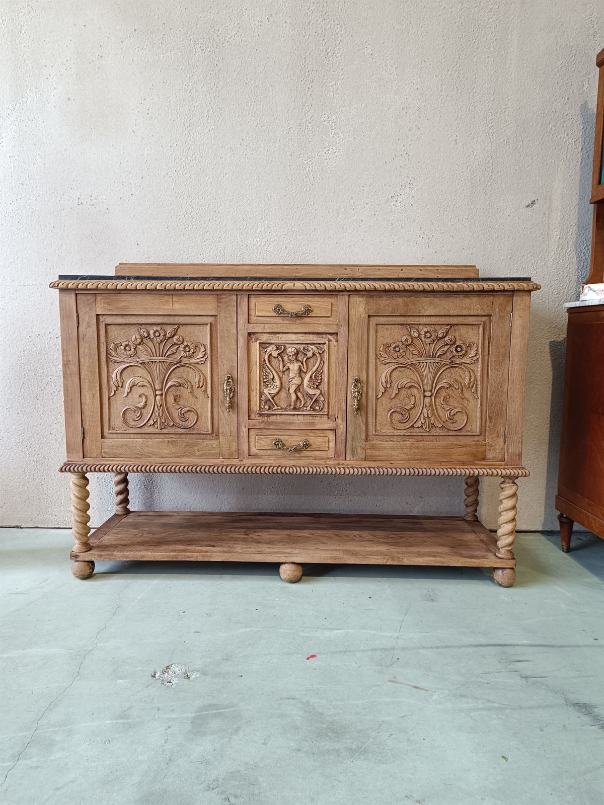 Mueble aparador francés de roble - Imagen 1