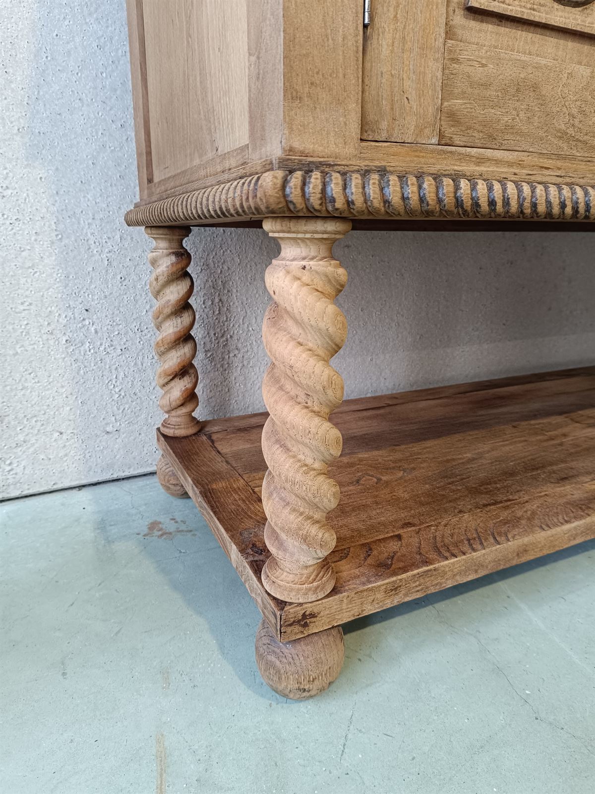 Mueble aparador francés de roble - Imagen 5