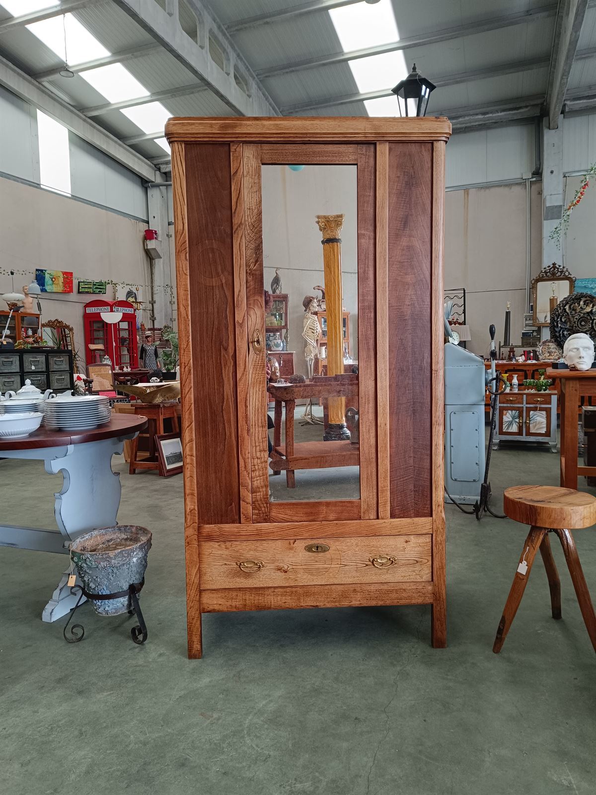 Mueble armario de castaño años 40 - Imagen 2