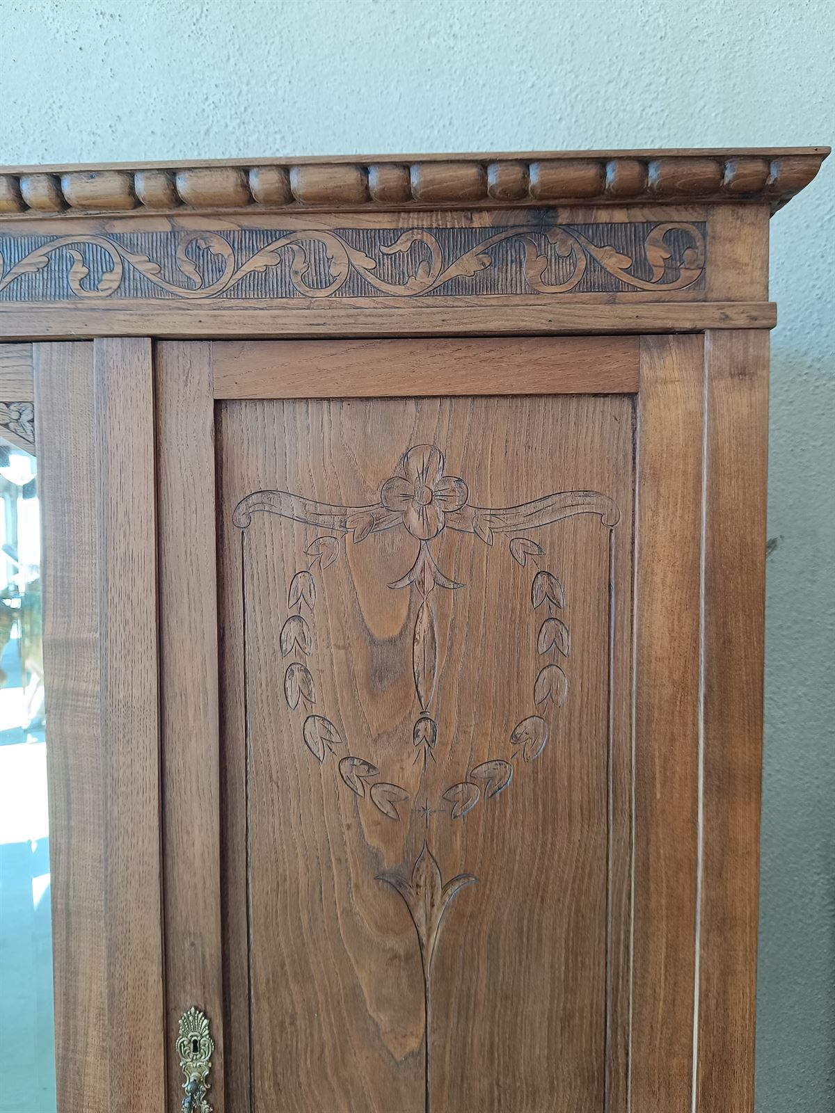 Mueble armario en madera de roble años 40 - Imagen 3