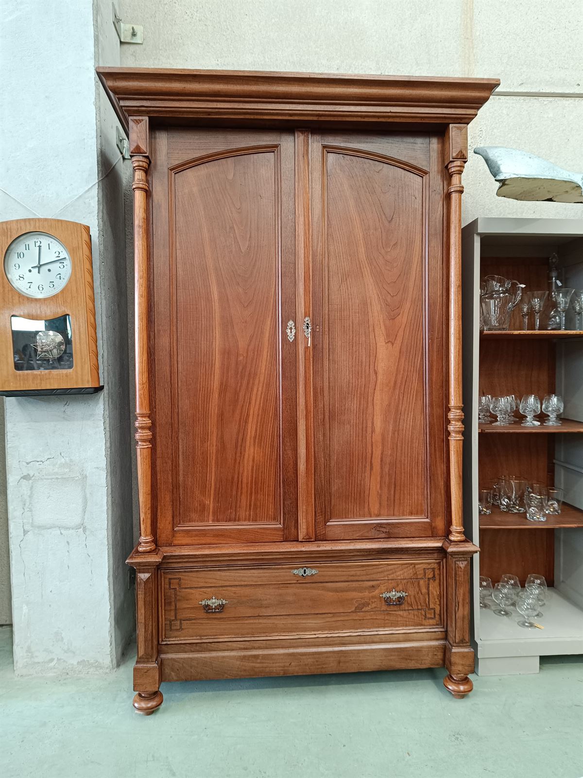 Mueble armario estilo alfonsino - Imagen 1