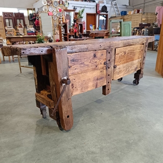 Mueble banco antiguo de carpintero - Imagen 2