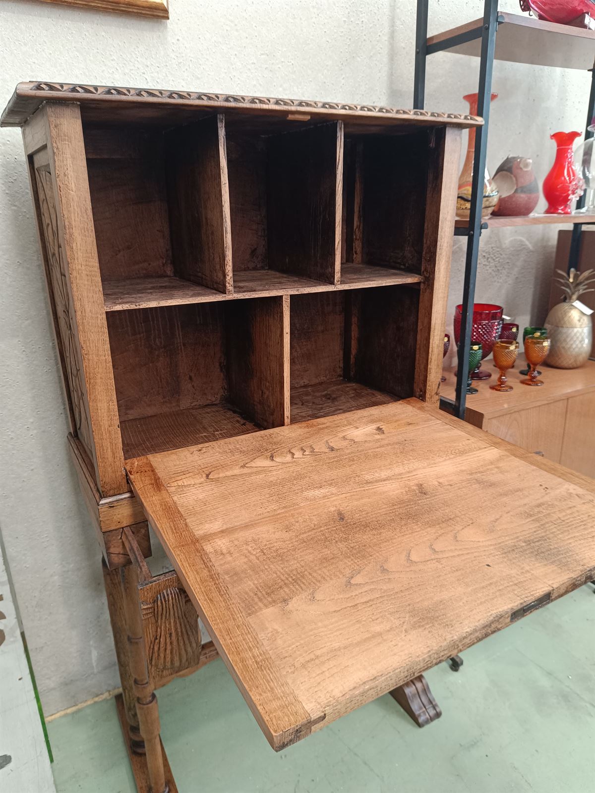 Mueble bargueño aparador de roble - Imagen 7