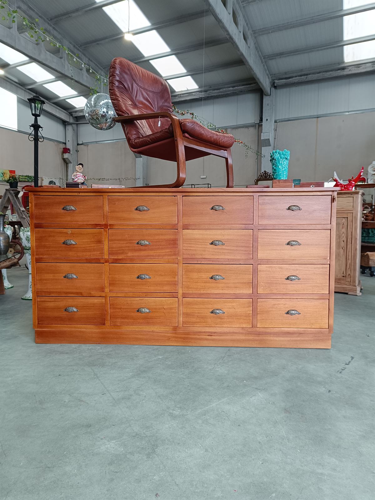 Mueble cajonera industrial - Imagen 2