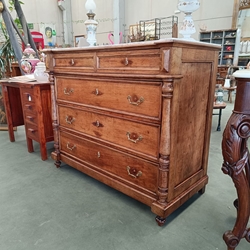 Mueble cómoda cajonera de roble - Imagen 1