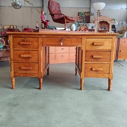 Mueble escritorio madera de castaño - Imagen 2