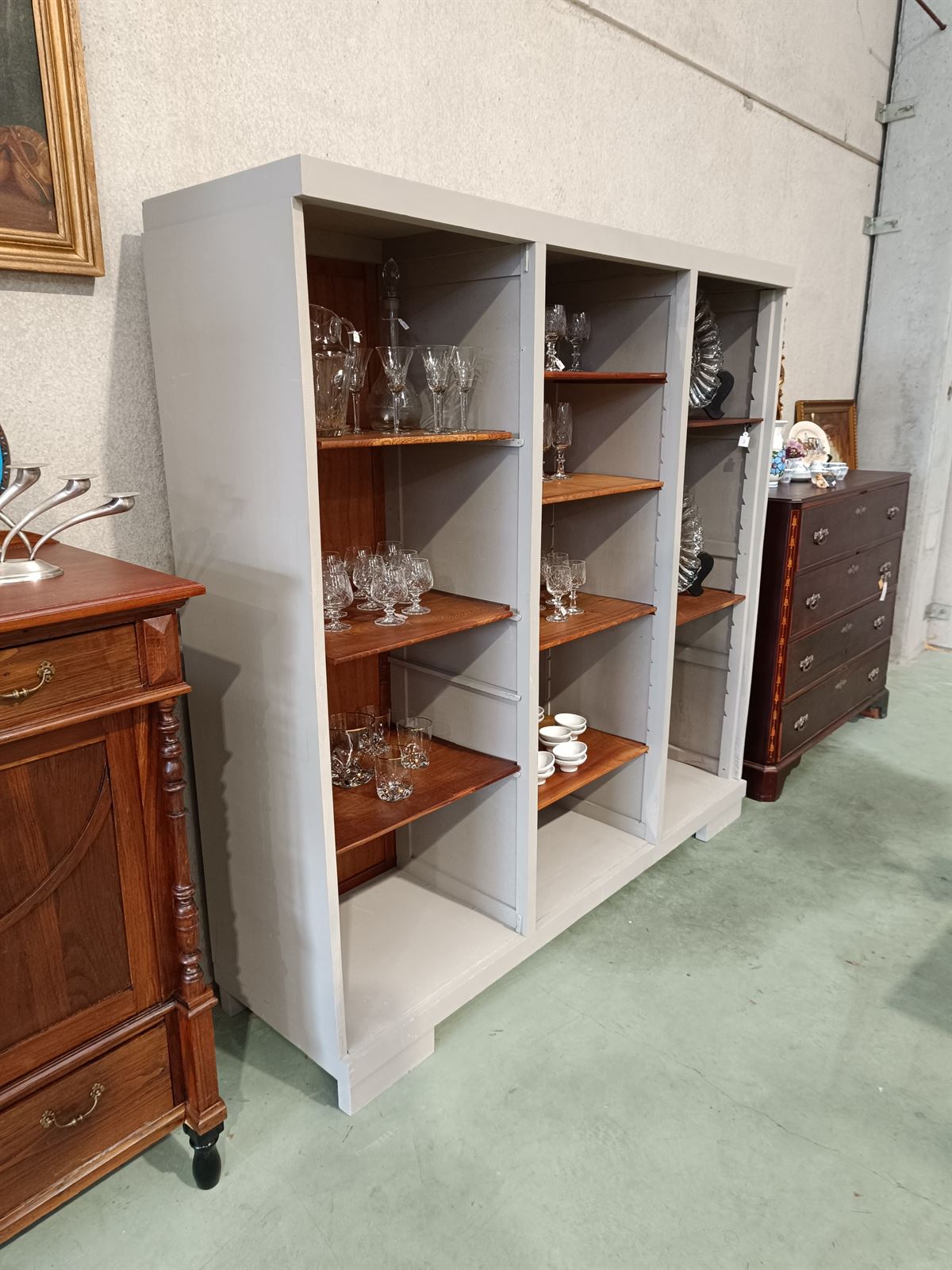 Mueble estantería madera de castaño - Imagen 2