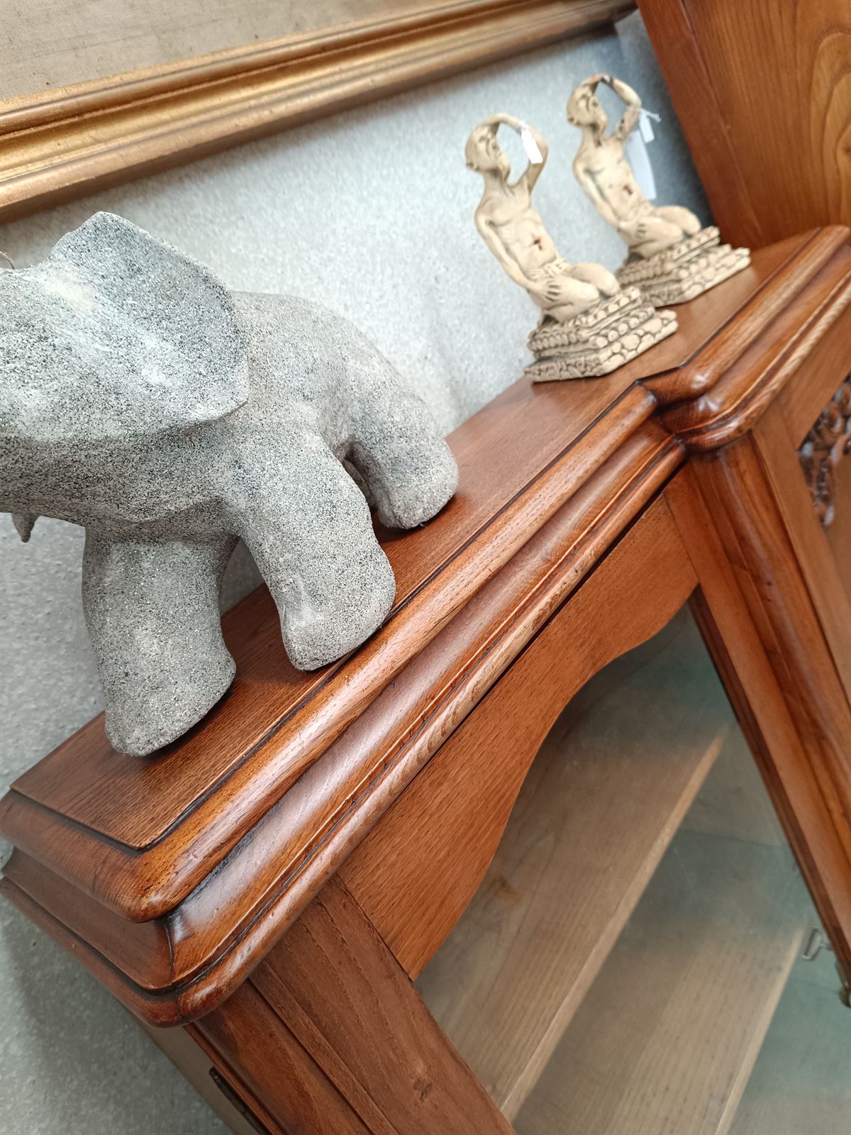 Mueble librería de castaño - Imagen 4