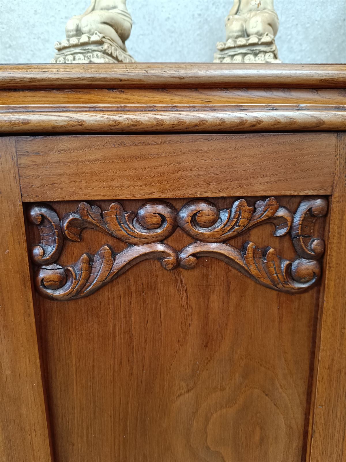 Mueble librería de castaño - Imagen 5