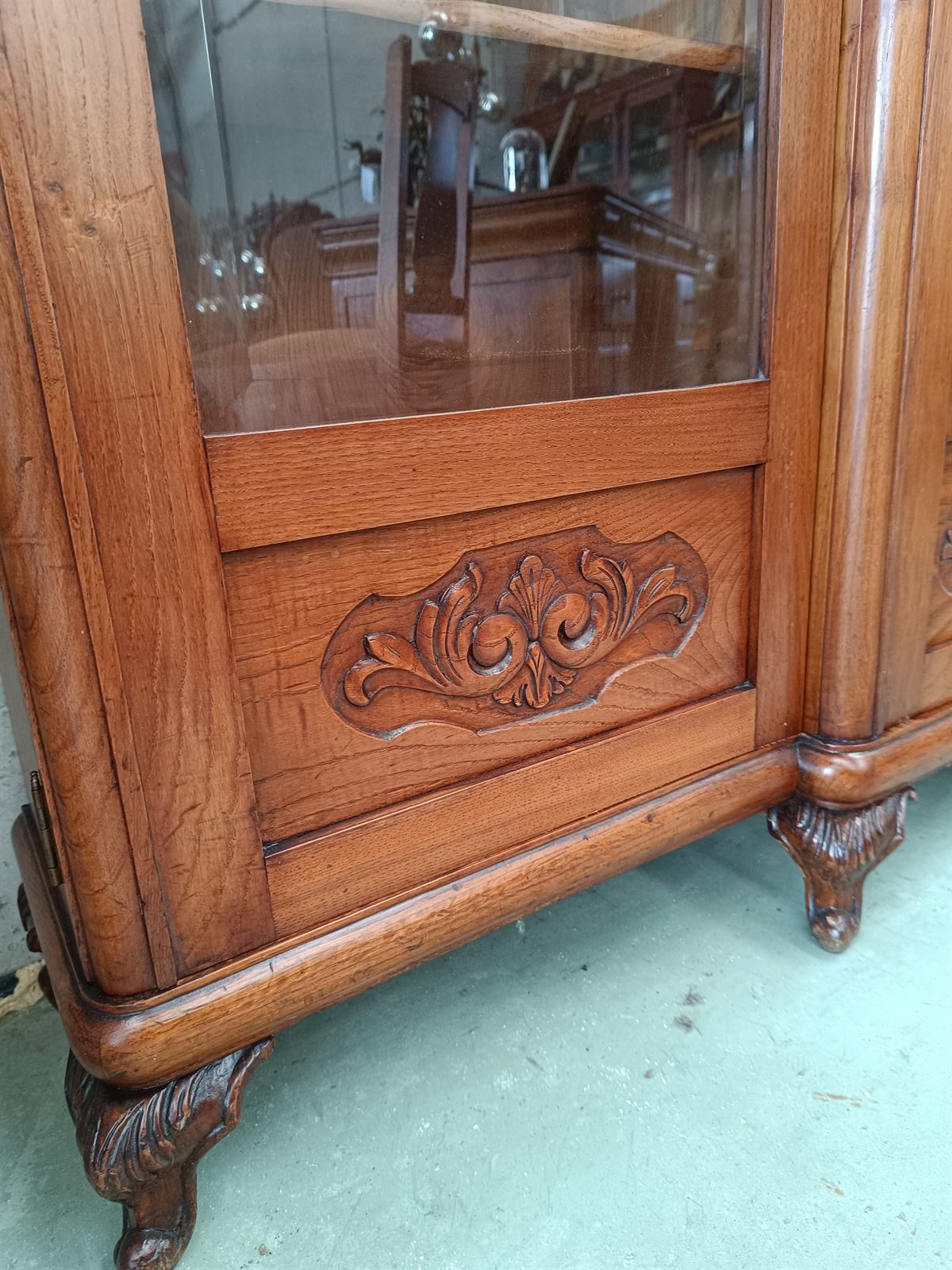Mueble librería de castaño - Imagen 6