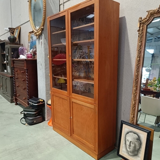 Mueble librería vitrina de madera - Imagen 2