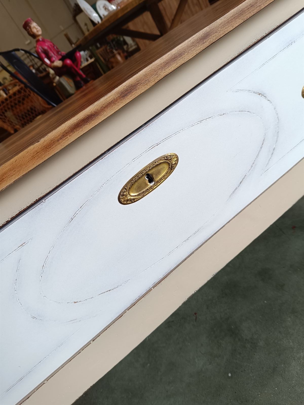 Mueble mesa auxiliar antiguo de madera - Imagen 7