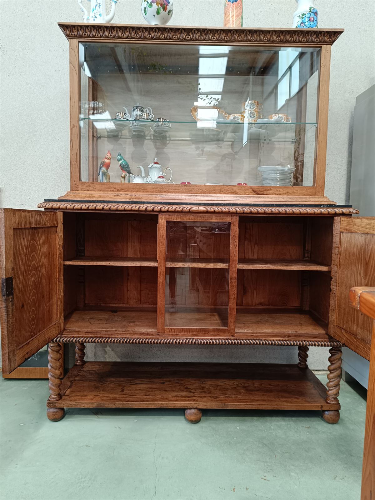 Mueble vitrina de roble años 30 - Imagen 9