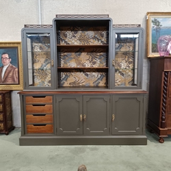 Mueble vitrina librería de madera - Imagen 1