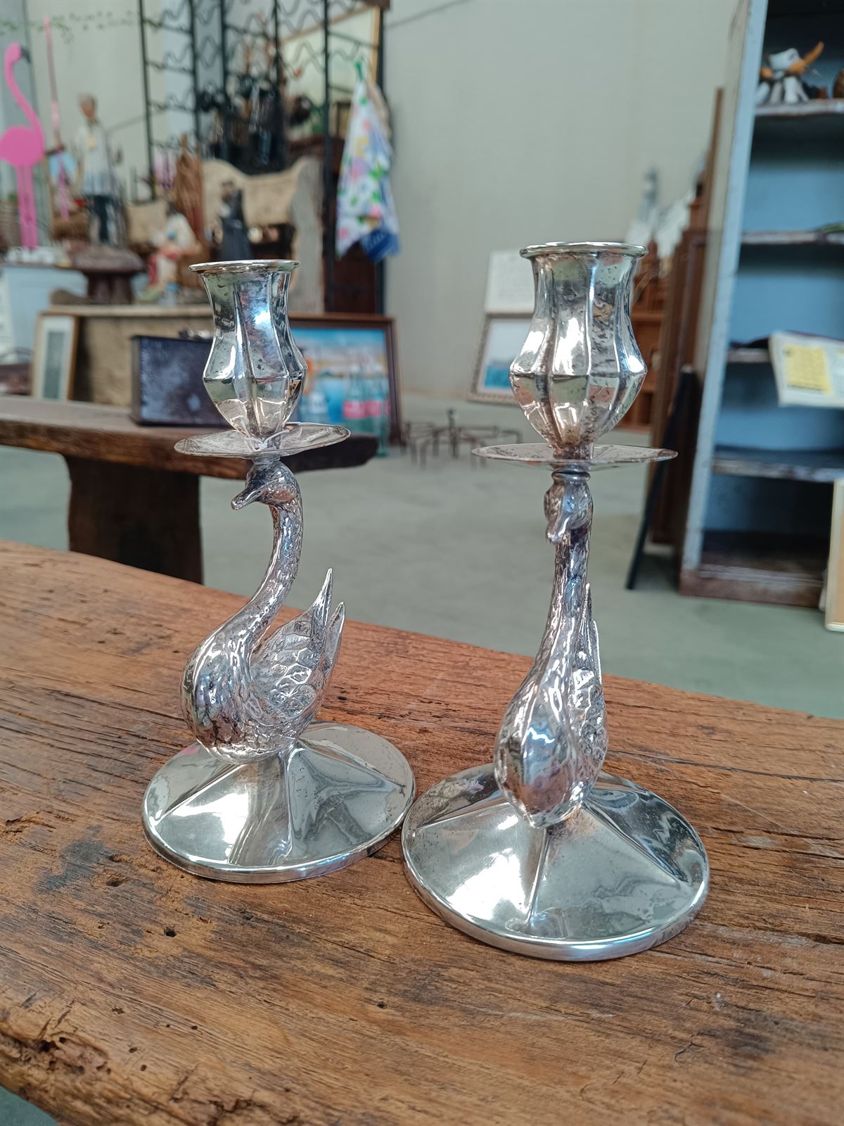 Pareja de candelabros Swan Art Deco - Imagen 4