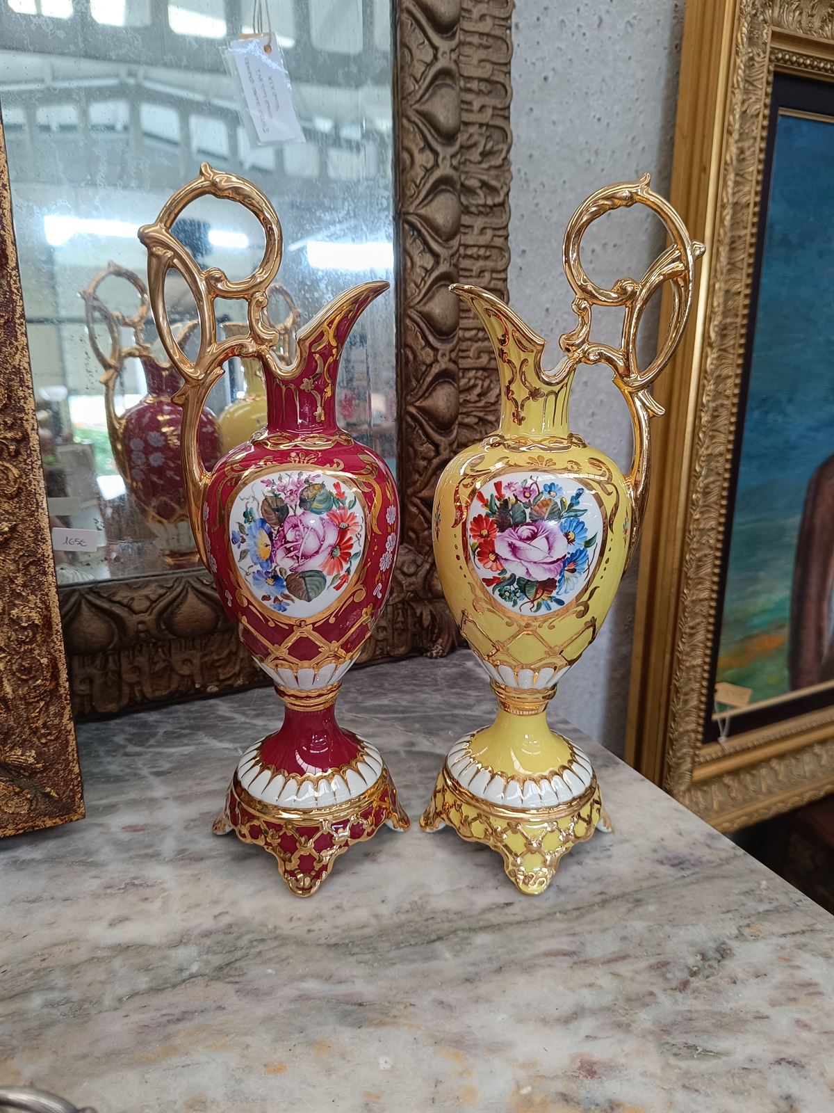 Pareja de jarrones ánforas estilo barroco - Imagen 1