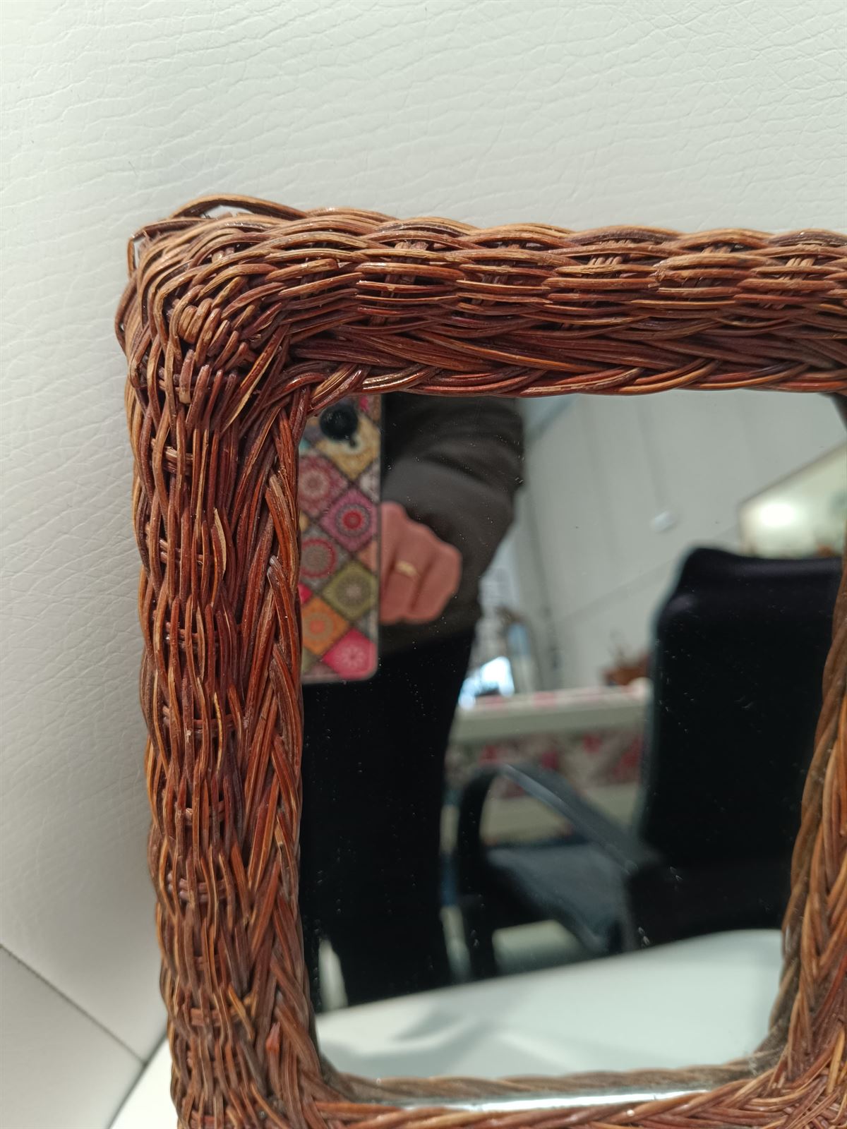 Pareja espejos mimbre años 70 - Imagen 2