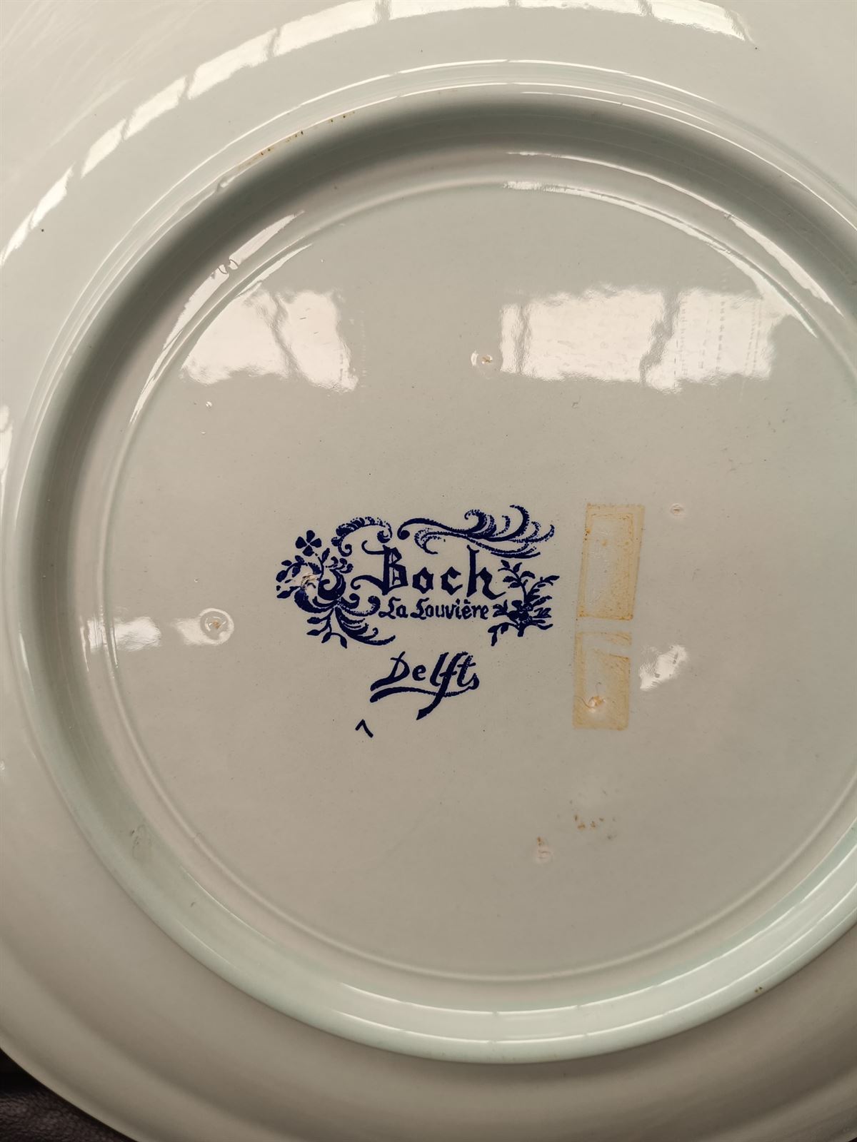 Plato Boch Anciana con Libro - Imagen 6