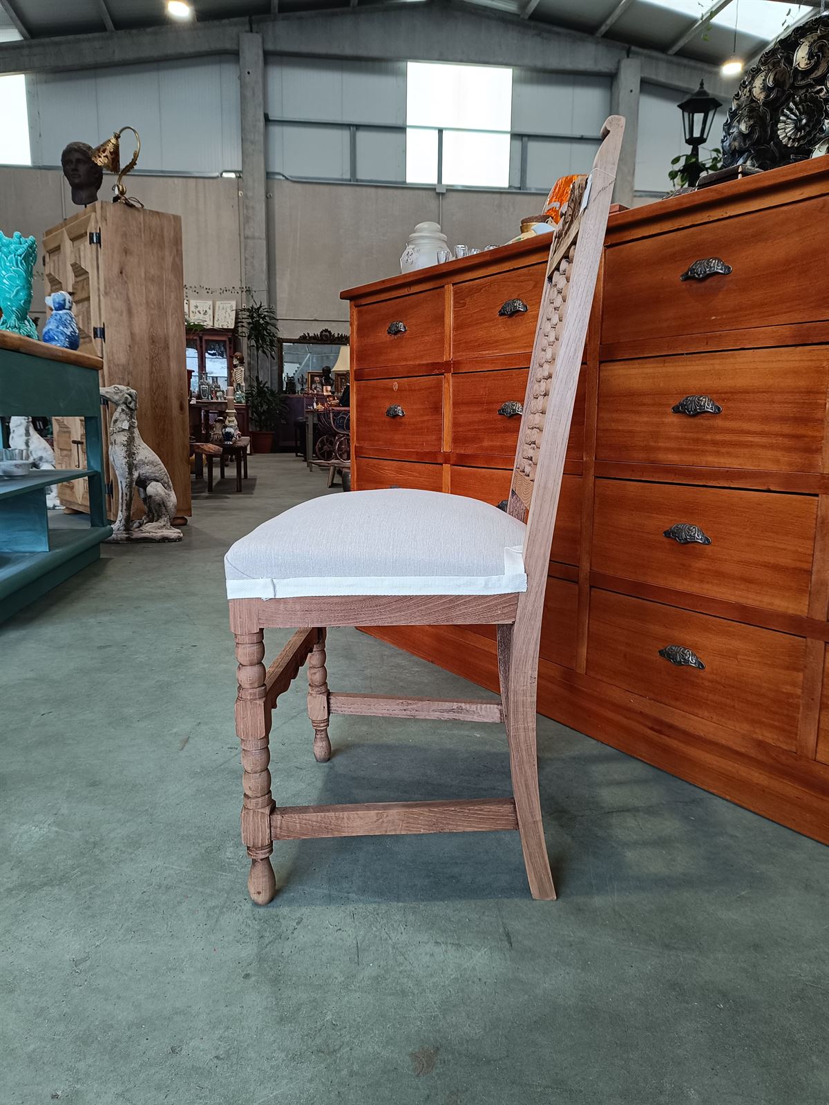 Silla antigua en madera de roble - Imagen 9