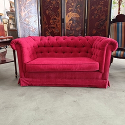 Sofá pequeño estilo Chester - Imagen 1