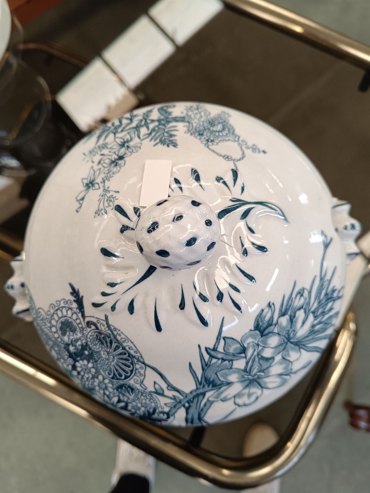 Sopera antigua de porcelana - Imagen 4