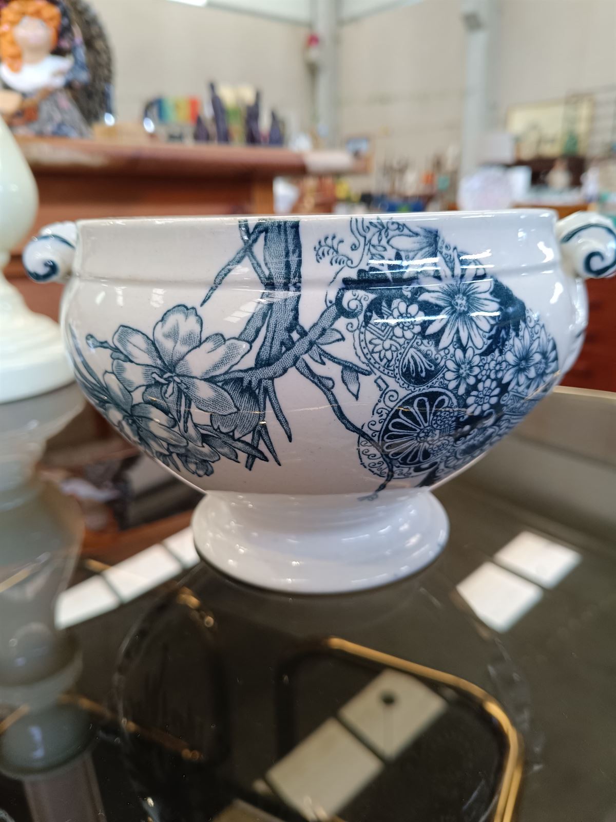 Sopera antigua de porcelana - Imagen 6