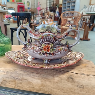 Sopera con bandeja porcelana Capodimonte - Imagen 1