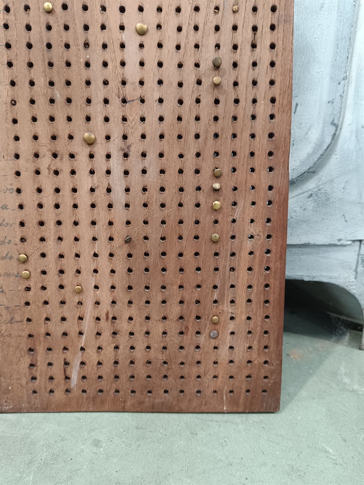 Tabla marcador antiguo de madera - Imagen 4